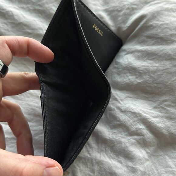 Fossil Black Womens Wallet - Picture 4 of 5